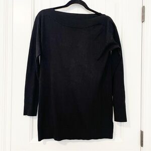 Le chateau Long Boatneck Stretch Sweater Size Medium in Black